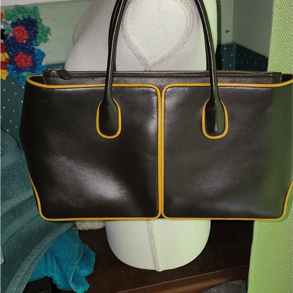 TOD'S EUC BLACK LEATHER SATCHEL . - Picture 1 of 9